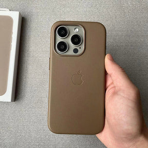 Case iPhone de Couro MagSafe