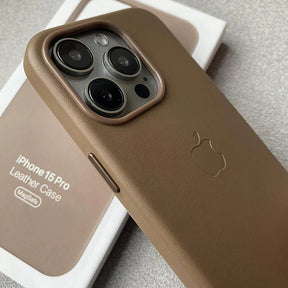 Case iPhone de Couro MagSafe